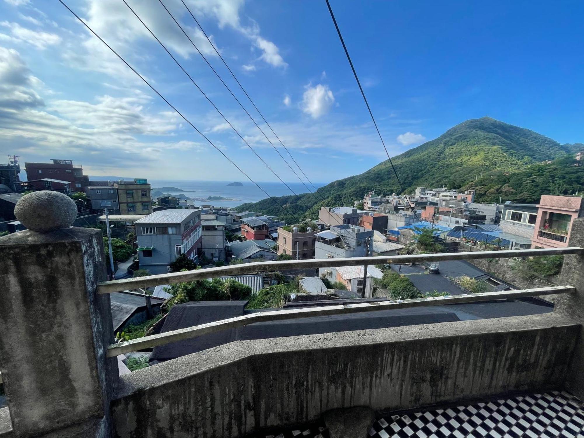 九份山海灣民宿 I 近老街 L 海景檜木房 المظهر الخارجي الصورة