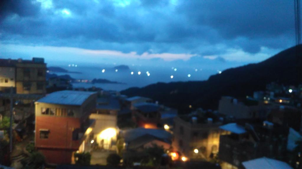 九份山海灣民宿 I 近老街 L 海景檜木房 المظهر الخارجي الصورة